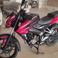 باجاج ۲۰۰ NS