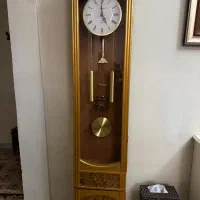 ساعت چوبی ایستاده