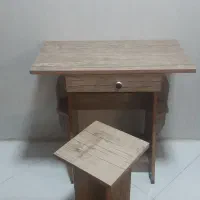 میز تحریر در حد نو