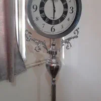 ساعت ایستاده