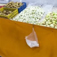 مغازه میوه فروشی اجاره داده میشود درمهرگان