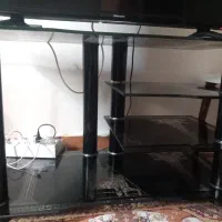 میز تلویزیون شیشه ای