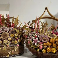 گل و گلدان