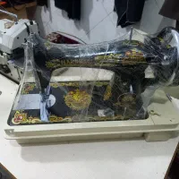 دو عدد چرخ خیاطی دستی در حد نو