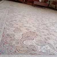 فرش ۱۶۰۰ شونه کرم رنگی ۱۲ متری
