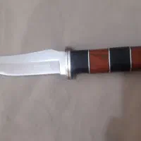 یک عدد چاقو درجه یک امریکایی اصل