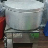 دیگ ۶ من و اجاق گاز المینیومی