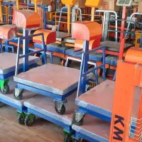 ترازو دیجیتال چرخدار ۷۰۰ کیلو محک