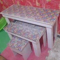 دو عدد میز  و دو عدد نشیمن