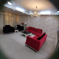 مبل راحتی کار کرده تمیز