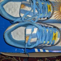 کتونی آدیداس  پرچمی