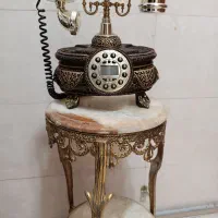 تلفن دکوری آنتیک سلطنتی + میز برنجی سنگی لوکس