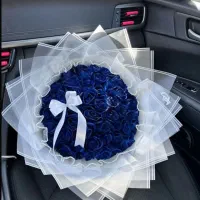 دسته گل روبانی و رز جاودان
