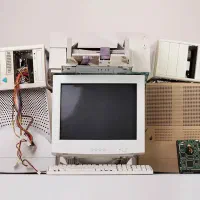 خرید کامپیوتر و موبایل خراب