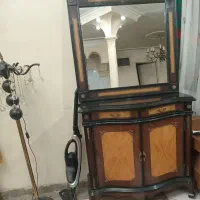 کنسول و آیینه
