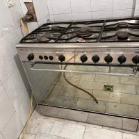 اجاق گاز ۵شعله فر دار سینجر فروش فوری
