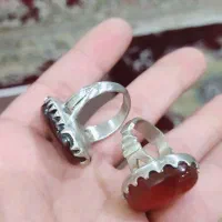 انگشتر نقره دساز پشت بسته عقیق یمنی