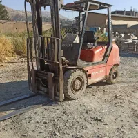 تخلیه بار با لیفتراک