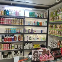 لوازم آرایشی به قیمت فاکتور (حراج)