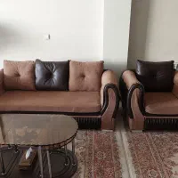 مبل راحتی و میز ۵ تکه