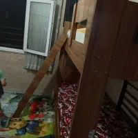 تخت دوطبقه برای جوان نو