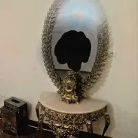 آیینه و کنسول به همراه ساعت هدیه
