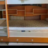 تخت دو طبقه