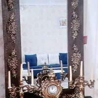 آینه .مبل راحتی