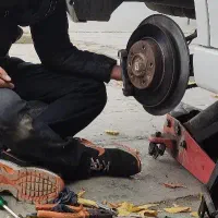 خدمات تعویض روغنی پنچری در محل