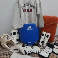 لوازم مبارزه تکواندو هوگو آدیداس کره‌ ای، میت