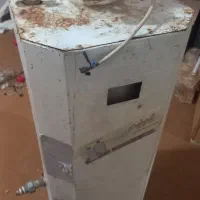 یک آبگرمکن یک عدد موتور کولر