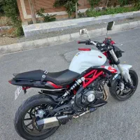 موتور بنای ۳۰۰