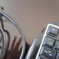 کیبور سالم ویرا و سه عدد کابل کامپیوتر