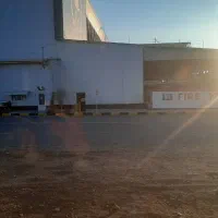 استخدام نقاش و بنا و کارگر ساده