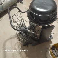 جاروبرقی صنعتی سالم دوموتوره