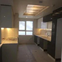 ۱۶۰ متر ۳ خواب ویو دار کلید نخورده