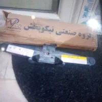 فروش یک عدد جک ماشین سواری