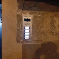 فروش .نصب وتعمیرات انواع آیفون تصویری