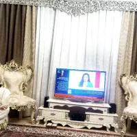 مبل استیل ۹نفره همراه با ویترین در حد نو