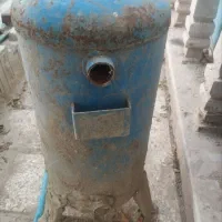 منبع تصویه و کاشی دور استخر