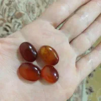 نگین انگشتر و دو عدد فیوز مینی
