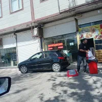 20 متر مغازه بر خیابان اصلی میدان ولیعصر