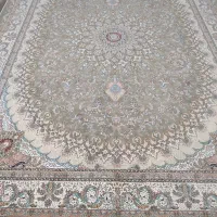 دو عدد فرش دوازده متری