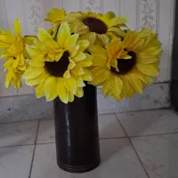 گل با گلدان