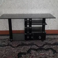 میز تلوزیون شیشه ای