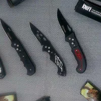 چاقوضامن دار شکار و کوهنوردی