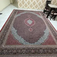 فرش ۱۲ متری قرمز گوشتی در حد نو
