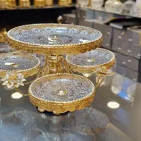 انواع ۱۰ ظروف کریستالی آبطلاامارات در مدلهای متنوع