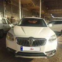 برلیانس شاسی بلند V5