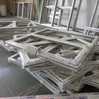 تولید درب و پنجره پی وی سی و آلومینیوم و هندریل